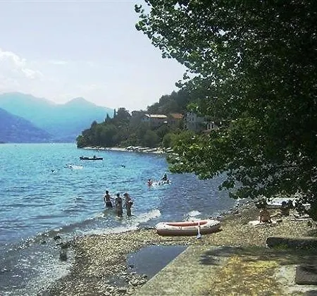 Sleeps 6 Pool *